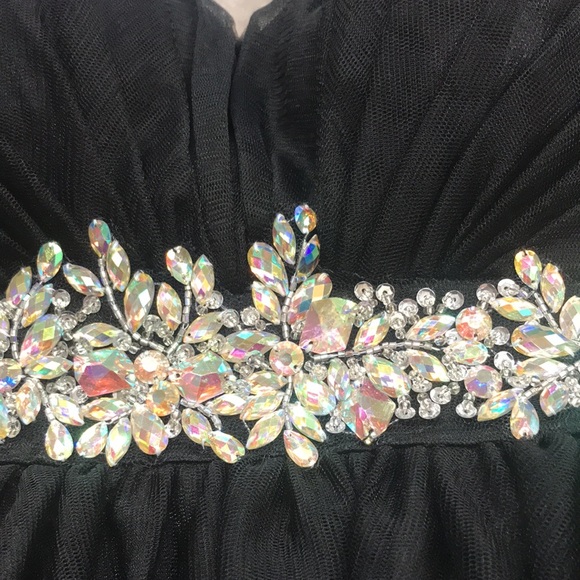 Star Box Strapless Short Tulle Formal Dress - Picture 12 of 12